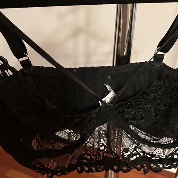 Chic Black Lace Underwire Bra - Picture 11 of 12